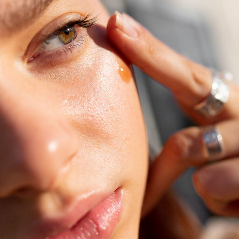 Oil application to face
